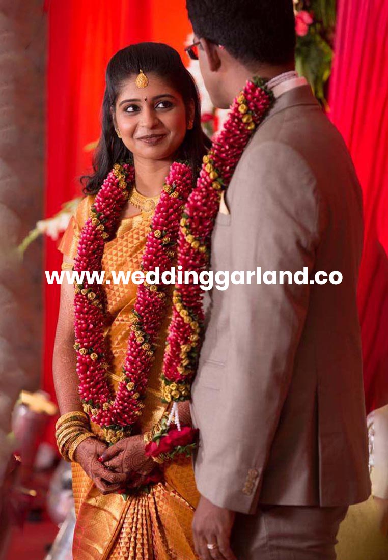 Fresh Flower Wedding Garlands Pelli Poola Dandalu at best price